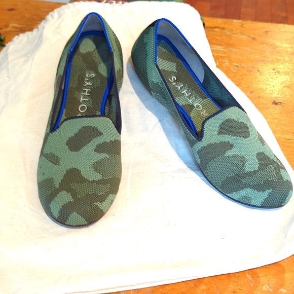 Rothys size 7.5 - Picture 1 of 5
